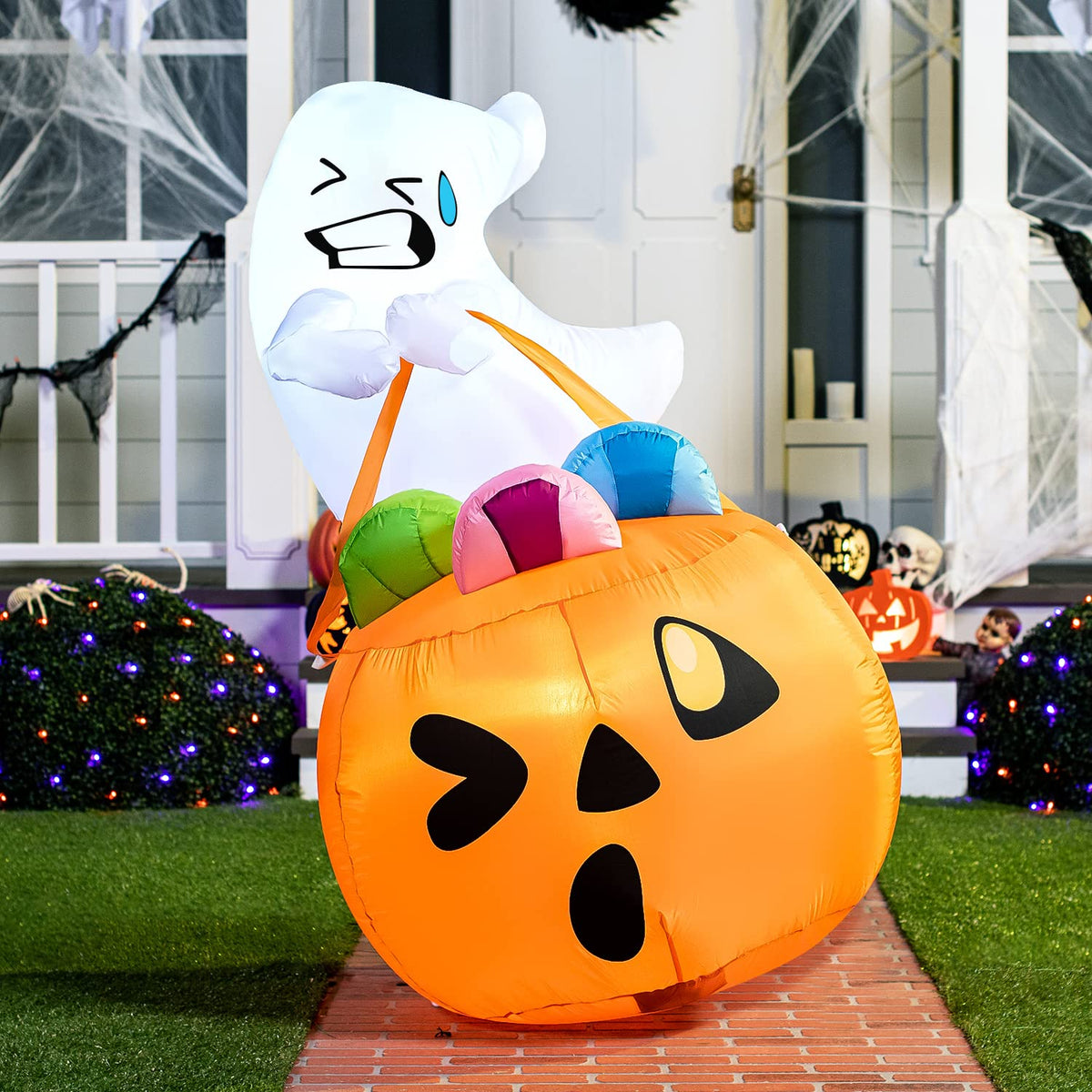 5 FT Halloween Inflatable Ghost with Build-in LEDs C9859