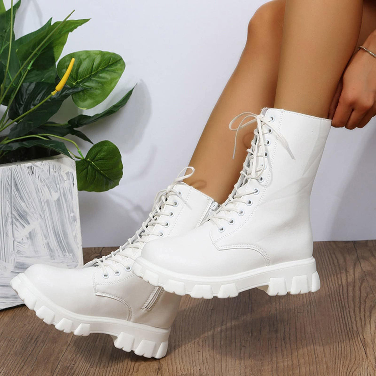 Women's Lace Up Chunky Mid Calf Boots C806