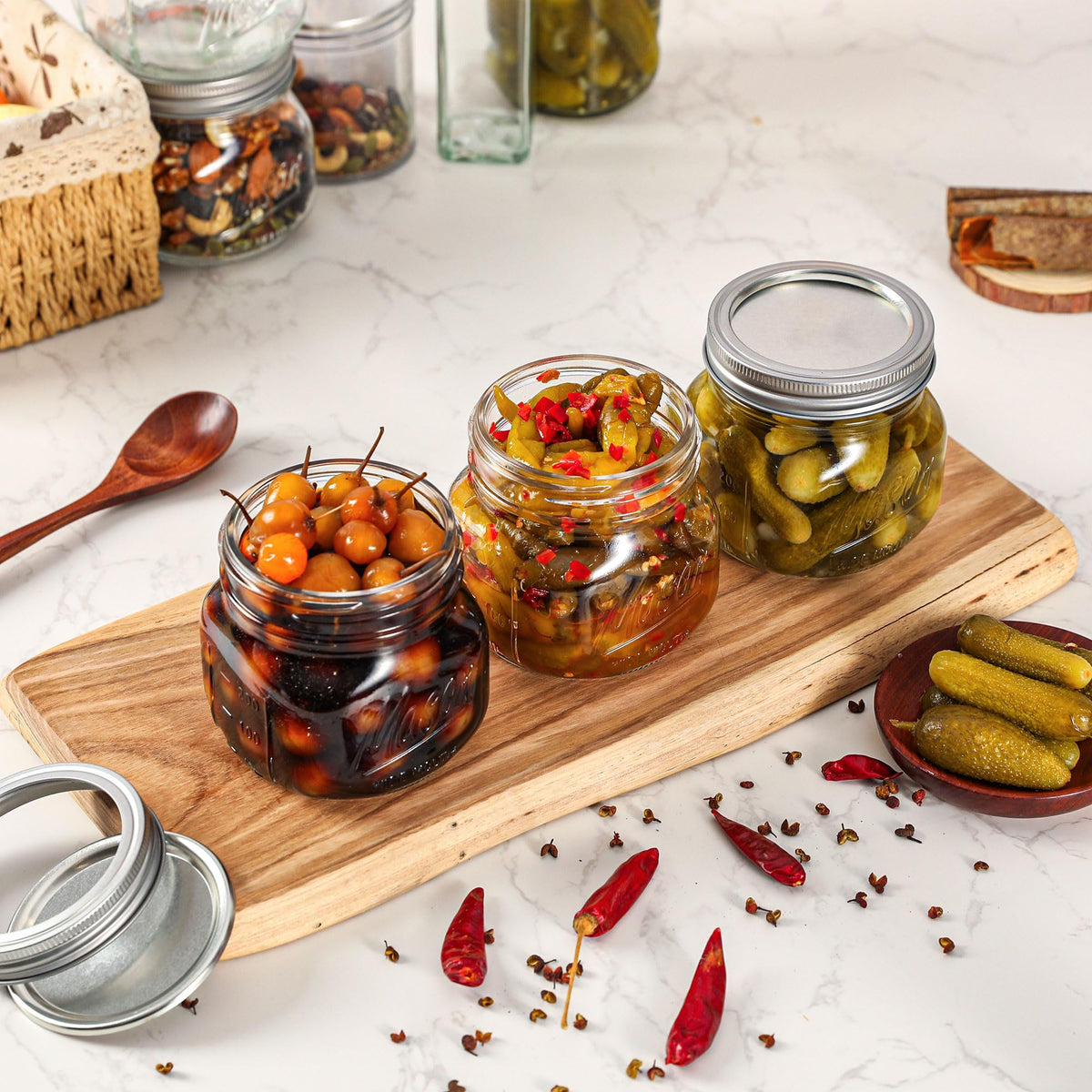 Wide Mouth Mason Jars 16oz with Airtight Lids and Bands X5761