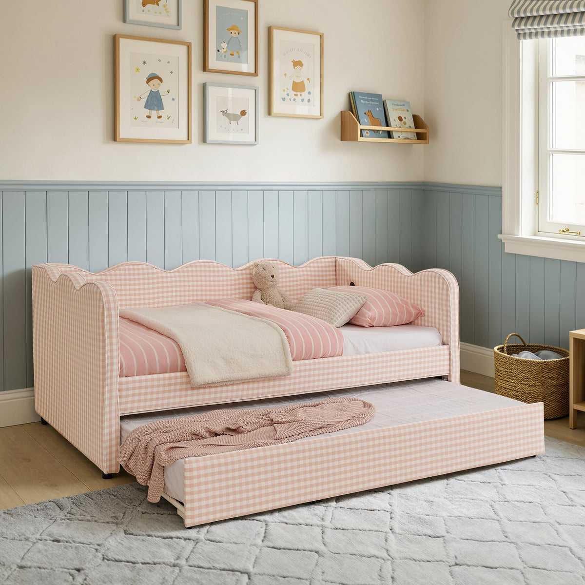 Twin Size Upholstery Daybed with Trundle and USB W50959