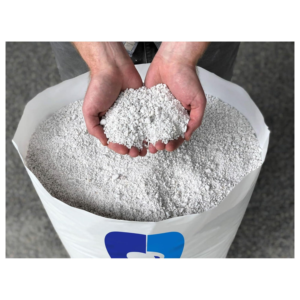 Perlite Coarse Horticultural Soil Amendment, 4 Cu Ft S22048